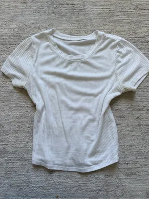 SHEIN White Ribbed Short-Sleeve Crop Tee (Size XS) thumbnail 3