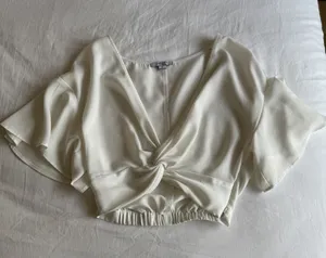 White top thumbnail 1