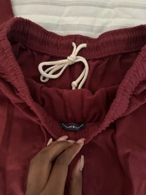 Maroon Brandy Melville sweats thumbnail 2