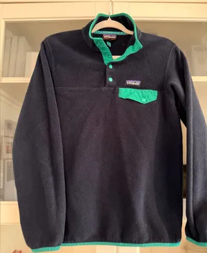 Patagonia Women's Lightweight Synchilla Snap-T Pullover size XS thumbnail 1