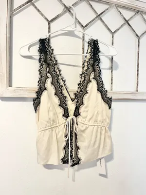 Rumored Lady Lace Top Tan thumbnail 5