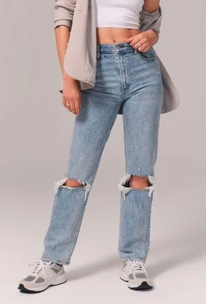 Abercrombie The 90s Straight Ultra High Rise Jeans thumbnail 1