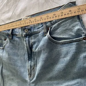 Abercrombie & Fitch Size 33/16S Womens Jeans 90s Slim Straight Ultra High Rise‎ thumbnail 4