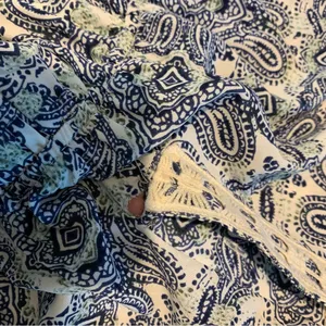 Romeo & Juliet Couture White & Blue Patterned Romper L thumbnail 9