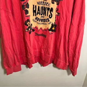 Disneyland Womens Size XL Sweatshirt Pink Horrors, Haunts and Hayrides Halloween thumbnail 5
