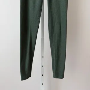 Beyond Yoga‎ sz XS Spacedye High Waisted Midi Leggings Dark Green Heathered thumbnail 3