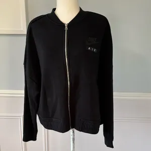 Nike NSW Rally Jacket Varsity Air Cropped Black Sz XL Athleisure Athlete Gym thumbnail 3