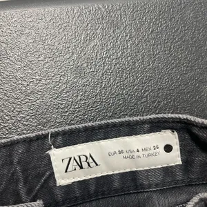 Zara Charcoal Denim Jeans NWOT thumbnail 3