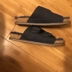 Blowfish Malibu Women’s Feelgoods-SHR Sandal Size 8 Gray 2 Tone Flannel thumbnail 6