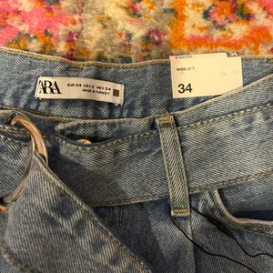 ZARA Wide Leg Jeans thumbnail 2