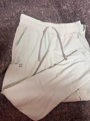 Beyond scrubs Tan thumbnail 1
