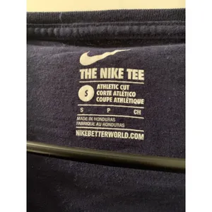 Nike Women's T-Shirt University Of West Virginia Mountaineers Size Small thumbnail 5