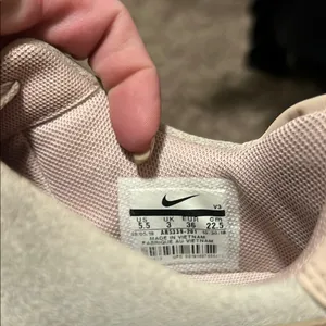 Nike Women's Sneakers - Light Pink and Gray thumbnail 7