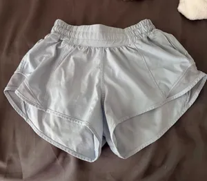 Hotty Hot Lululemon Shorts 2.5" Low-Rise thumbnail 3