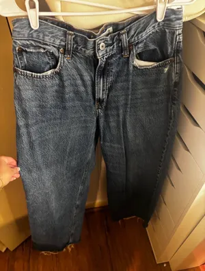 abercrombie jeans thumbnail 1