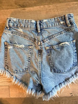 Zara Women’s Jean Shorts  thumbnail 3