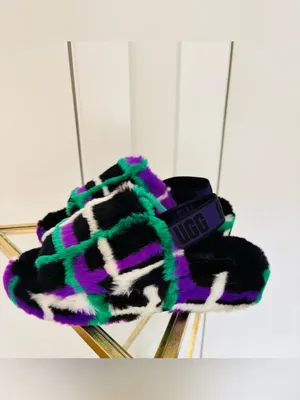 Ugg Fluff Yeah Punk Plaid Slide slippers size 8 women's thumbnail 2