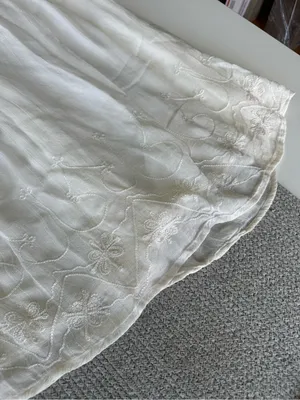 Vintage Diamond Dresses Ivory Floral Embroidered Tie Back Sleeveless Maxi Dress thumbnail 10