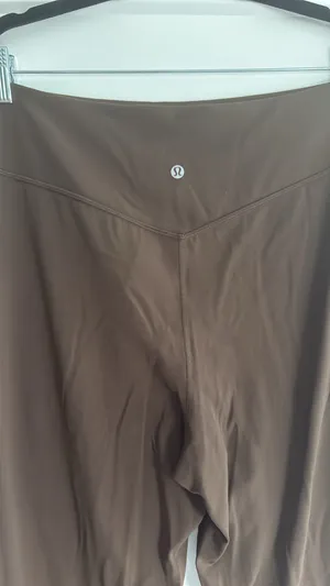 Lululemon Size 12 Align HR 26” Legging Joggers Short thumbnail 5