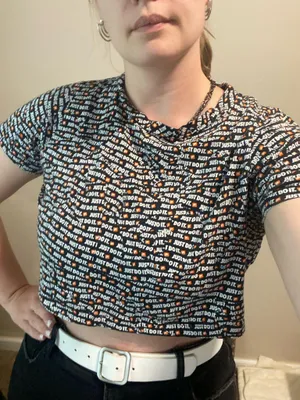 Nike Crop Top thumbnail 1