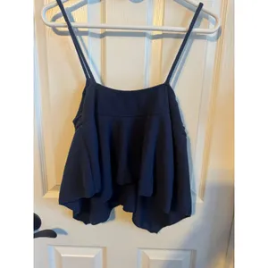 Gaze Navy Ring-Front Textured Crop‎ Top – NWT Size large thumbnail 4