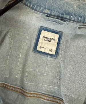 Abercrombie & Fitch Oversized Denim Buffalo Bills Patch Jacket 🦬 thumbnail 10