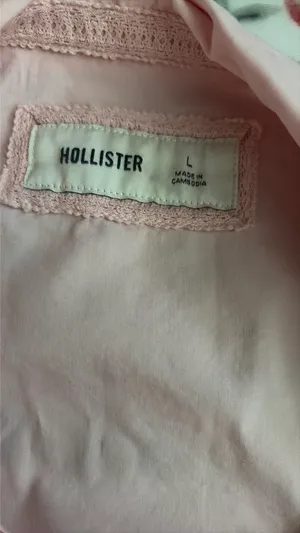 Hollister Button-Up thumbnail 2