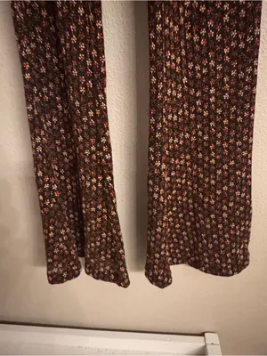 FREE‎ PEOPLE Party Pull-On Flare Pants thumbnail 4