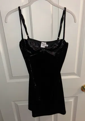 Princess Polly Black Velour Mini Dress thumbnail 3