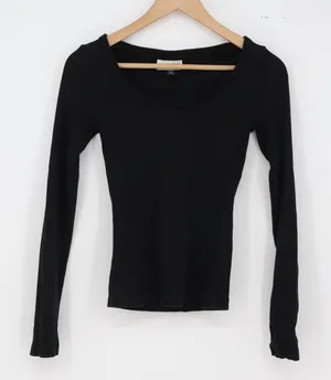 Universal Thread Top Womens XS Ribbed Knit Black Scoop Neck Long Sleeve thumbnail 1