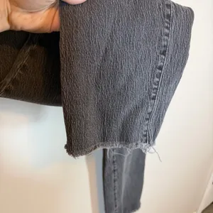 Madewell The Perfect Vintage Straight Jeans Womens 26 Gray Crinkle Wash thumbnail 3