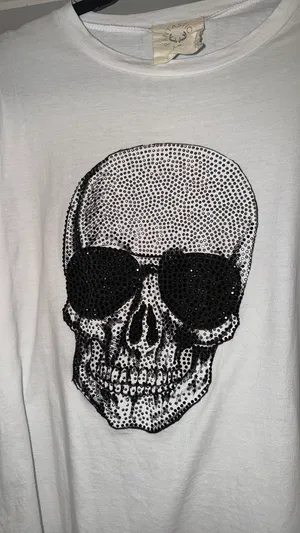 Skull T-Shirt thumbnail 3