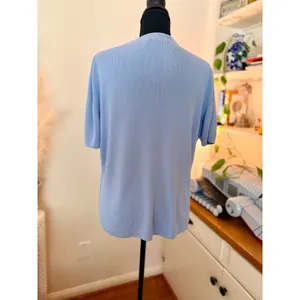 Kaydee Periwinkle light Blue V-Neck Knit Medium Soft Rayon Blend Short Sleeve thumbnail 3