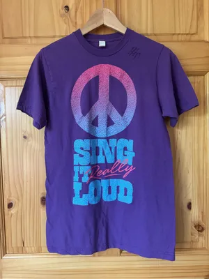 Autographed Sing It Loud Graphic Band Tee size small thumbnail 1