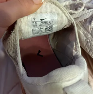 Nike Air Max 270 thumbnail 5