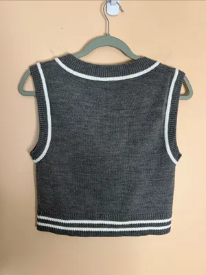 H&M Gray V-Neck Knit Sweater Vest with White Trim thumbnail 5