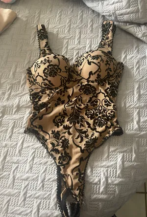 Windsor Bodysuit thumbnail 2