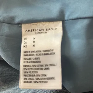 American Eagle Cropped Denim Jacket Women’s Medium Blue Puff Sleeve Button Front NWT thumbnail 11