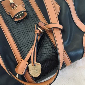 London Fog Authentic Satchel thumbnail 8