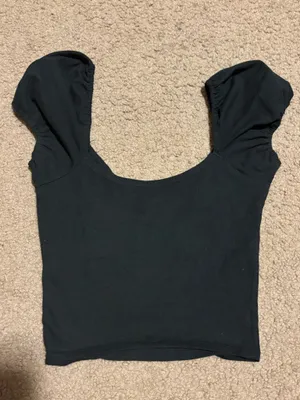 Hollister Top thumbnail 4