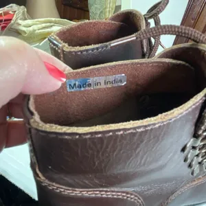 Chilis woman’s brown leather booties size 7 lace front. thumbnail 3