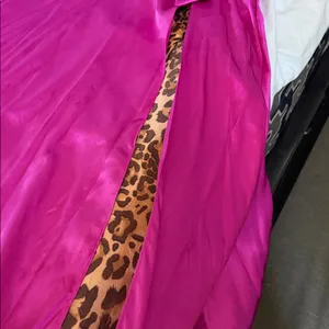 Fuchsia Leopard thumbnail 4