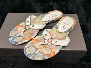 COACH white sandals flip flops shoes  thumbnail 2