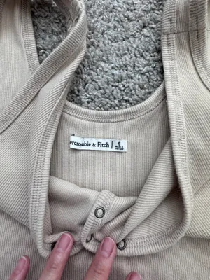 Abercrombie & Fitch Slim-Fit Henley Tank Top thumbnail 3