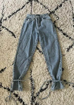 Jeans thumbnail 2