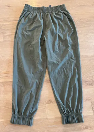Vuori villa jogger green size large thumbnail 1