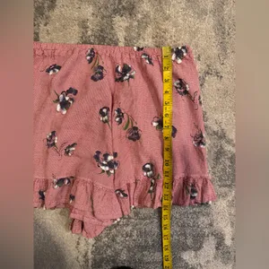 Women’s Floral Red Shorts(Source Unknown) thumbnail 4