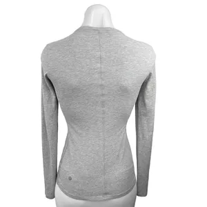 Lululemon Women's Gray Long Sleeve Crew Neck Pullover Athletic T-Shirt Top Sz S thumbnail 2