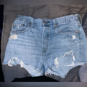 Levis 501 Shorts! thumbnail 1
