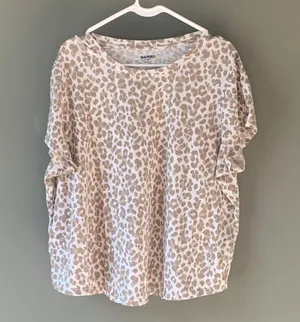 Animal Print Top thumbnail 1